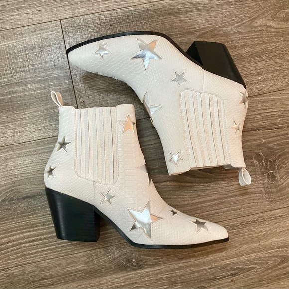 betsey johnson star boots